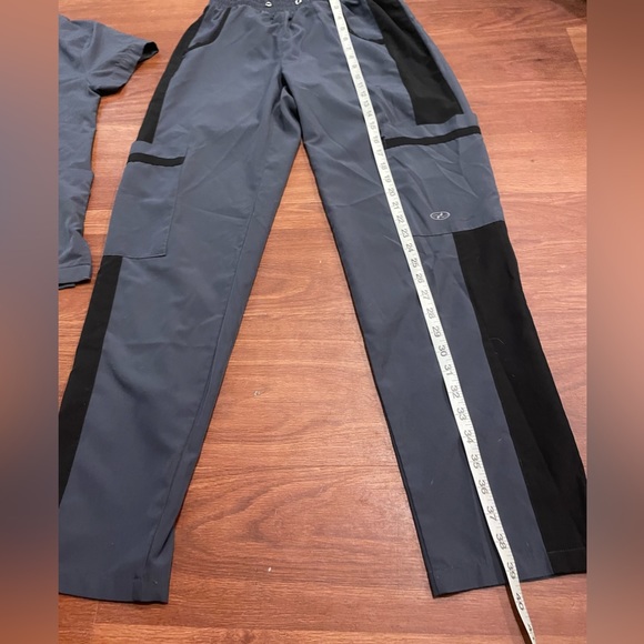 scrub set - Picture 11 of 11